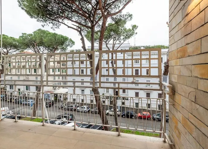2 - Exclusive 2bedroom & 2bathroom Rom